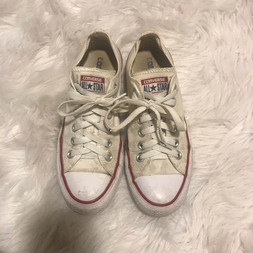 White low top Converse, women’s 7, men’s 5